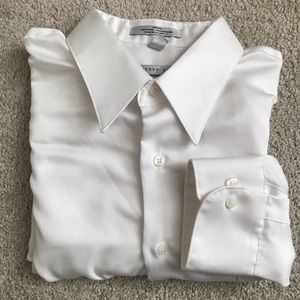 Men’s wrinkle free dress shirt